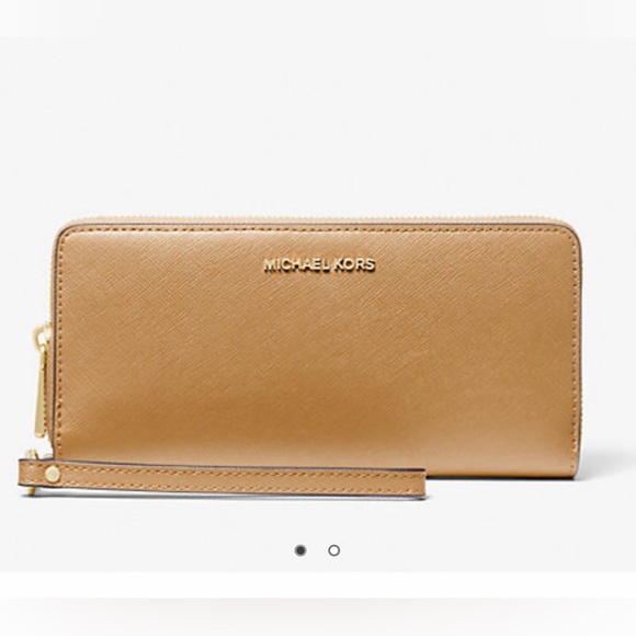 MK Large Saffiano Leather Continental Wallet NWT - Picture 1 of 3